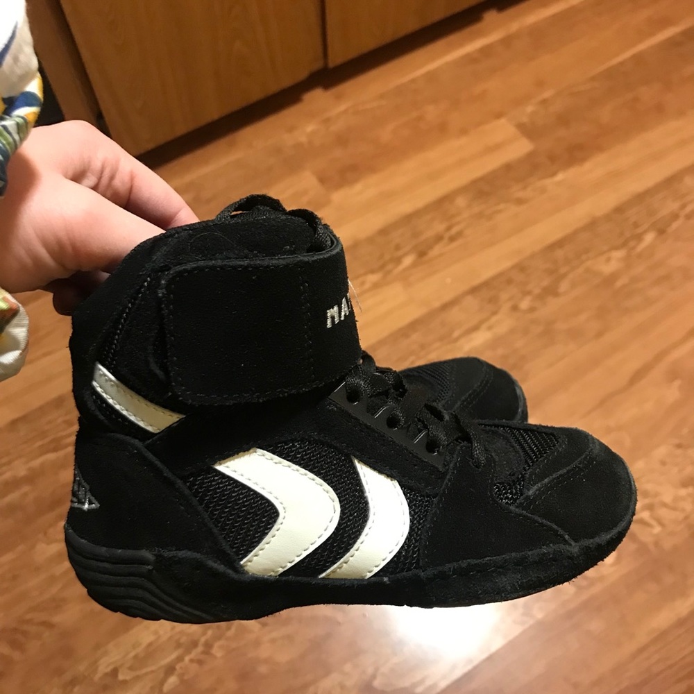 Wrestling shoes - youth size 12